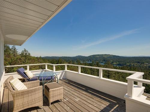 4699 Kerryview Dr, Saanich, BC 