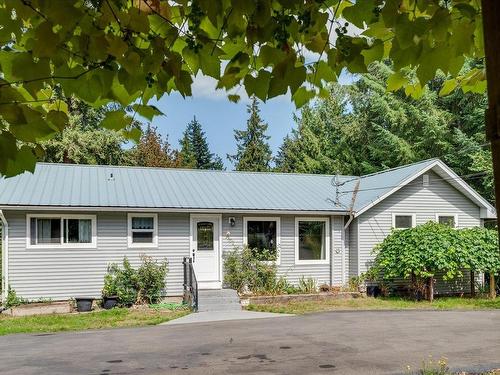 3115 Rinvold Rd, Hilliers, BC 