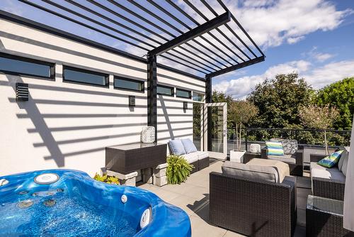 998 Guisachan Road, Kelowna, BC - Outdoor