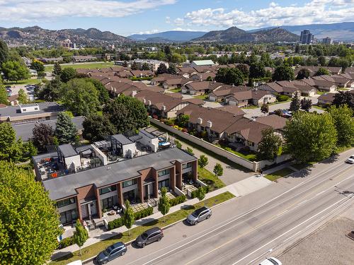 998 Guisachan Road, Kelowna, BC - Outdoor With View