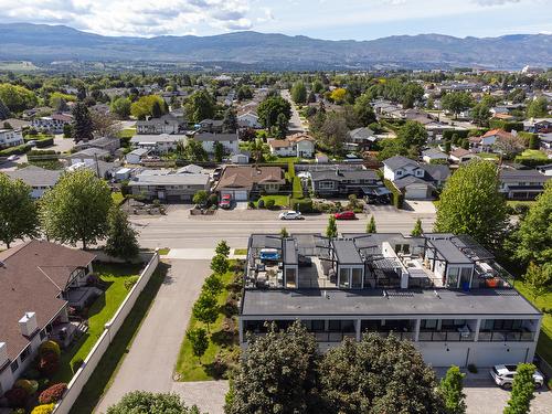 998 Guisachan Road, Kelowna, BC - Outdoor With View