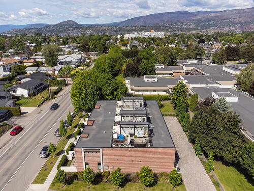 998 Guisachan Road, Kelowna, BC - Outdoor With View