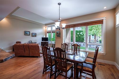 27-3805 Patten Drive, Armstrong, BC - Indoor Photo Showing Dining Room