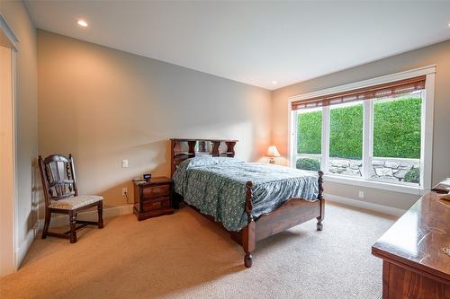 27-3805 Patten Drive, Armstrong, BC - Indoor Photo Showing Bedroom