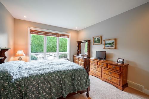 27-3805 Patten Drive, Armstrong, BC - Indoor Photo Showing Bedroom