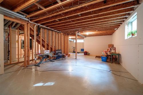 27-3805 Patten Drive, Armstrong, BC - Indoor Photo Showing Basement