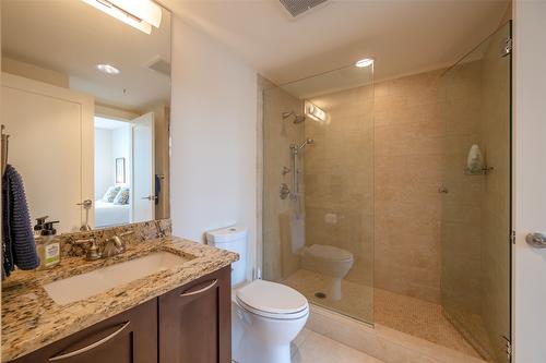 1408-75 Martin Street, Penticton, BC - Indoor Photo Showing Bathroom