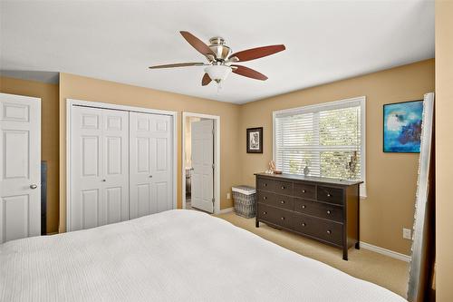 25-380 Providence Avenue, Kelowna, BC - Indoor Photo Showing Bedroom