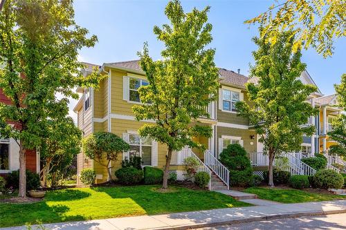 25-380 Providence Avenue, Kelowna, BC - Outdoor With Facade