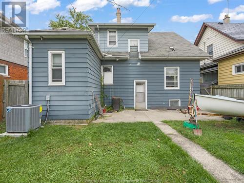 211 Oak, Windsor, ON - Outdoor