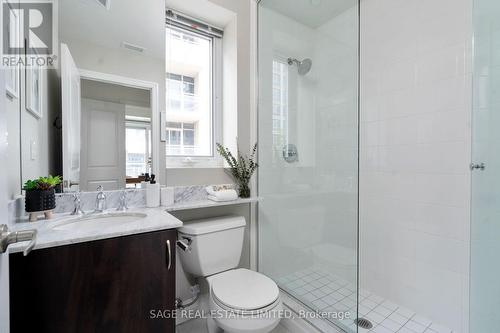 75 Sloping Sky Mews, Toronto, ON - Indoor Photo Showing Bathroom