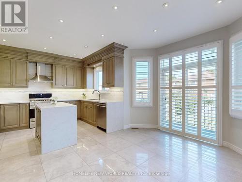 193 Valentina Drive, Markham, ON - Indoor Photo Showing Kitchen