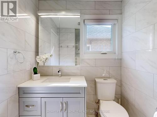 193 Valentina Drive, Markham, ON - Indoor Photo Showing Bathroom