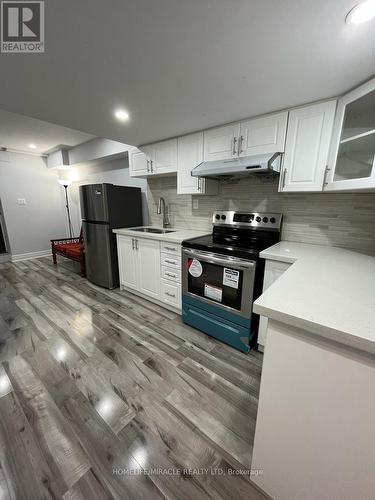 134 Aylesbury Drive, Brampton, ON - Indoor Photo Showing Kitchen With Stainless Steel Kitchen