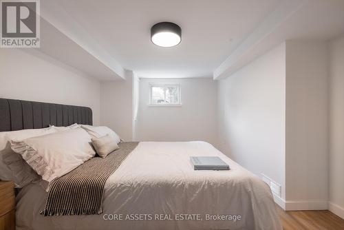 24 Robert Street, Toronto, ON - Indoor Photo Showing Bedroom