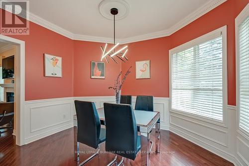 13 - 1061 North Shore Boulevard E, Burlington, ON - Indoor Photo Showing Dining Room