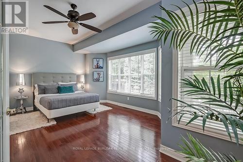 13 - 1061 North Shore Boulevard E, Burlington, ON - Indoor Photo Showing Bedroom