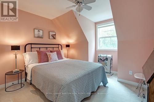 13 - 1061 North Shore Boulevard E, Burlington, ON - Indoor Photo Showing Bedroom