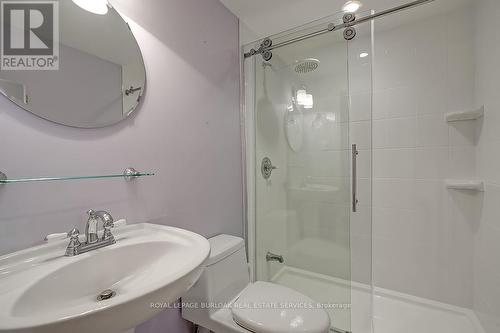 13 - 1061 North Shore Boulevard E, Burlington, ON - Indoor Photo Showing Bathroom