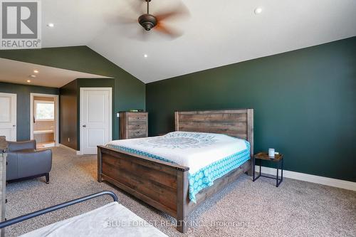 1516 North Wenige Drive, London, ON - Indoor Photo Showing Bedroom