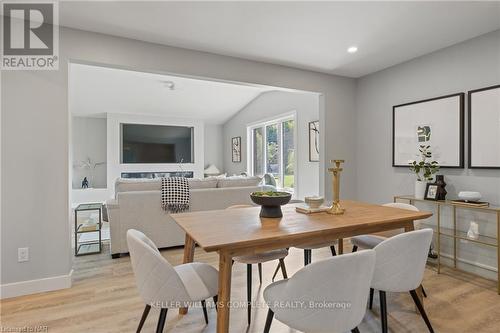 10513 Willoughby Drive, Niagara Falls, ON - Indoor Photo Showing Dining Room