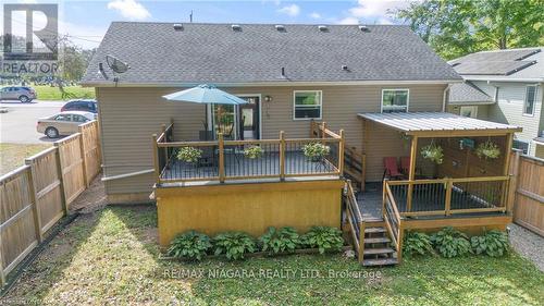 3934 Farr Avenue, Fort Erie, ON - Outdoor With Deck Patio Veranda With Exterior