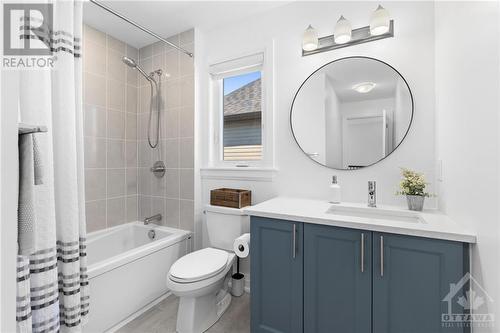 3375 Findlay Creek Drive, Ottawa, ON - Indoor Photo Showing Bathroom