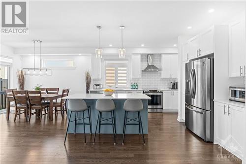 3375 Findlay Creek Drive, Ottawa, ON - Indoor Photo Showing Kitchen With Upgraded Kitchen