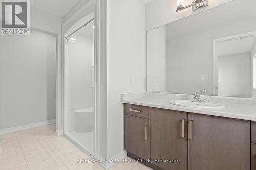 93 Acacia Road, Pelham, ON - Indoor Photo Showing Bathroom