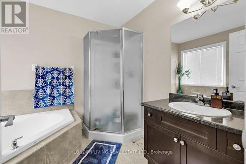 3229 Meadowgate Boulevard, London, ON - Indoor Photo Showing Bathroom