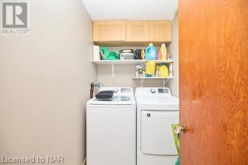 10905 Sodom Road, Niagara Falls, ON - Indoor Photo Showing Laundry Room