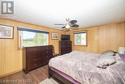 10905 Sodom Road, Niagara Falls, ON - Indoor Photo Showing Bedroom