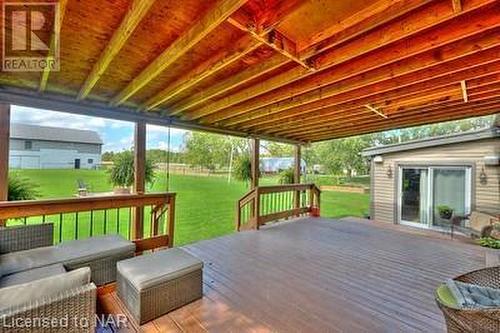 10905 Sodom Road, Niagara Falls, ON - Outdoor With Deck Patio Veranda With Exterior