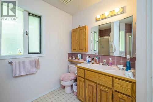 9052 North Nechako Road, Prince George, BC - Indoor Photo Showing Bathroom