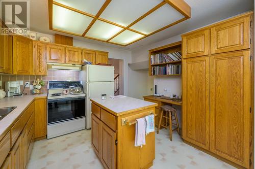 9052 North Nechako Road, Prince George, BC - Indoor Photo Showing Kitchen