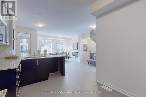 19 Coppini Lane, Ajax, ON - Indoor Photo Showing Kitchen