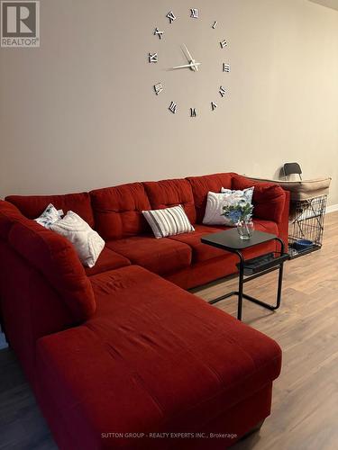 105 - 50 Ann Street, Caledon, ON - Indoor Photo Showing Living Room