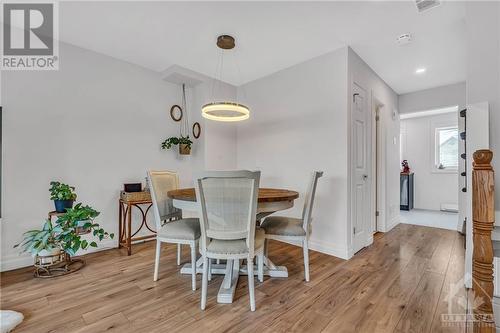 184 Briston Private, Ottawa, ON - Indoor Photo Showing Dining Room