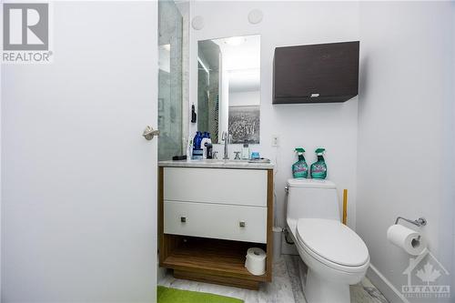 201 Parkdale Avenue Unit#1504, Ottawa, ON - Indoor Photo Showing Bathroom