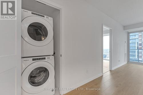 3508 - 7895 Jane Street, Vaughan, ON - Indoor Photo Showing Laundry Room