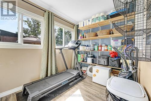 16 Alice Street, Hamilton, ON - Indoor Photo Showing Gym Room