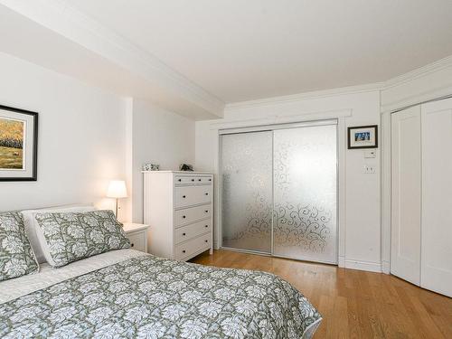 Master bedroom - 3-60 Av. Au Pied-De-La-Côte, Saint-Sauveur, QC - Indoor Photo Showing Bedroom