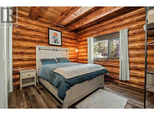 1725 Keloka Drive, West Kelowna, BC - Indoor Photo Showing Bedroom