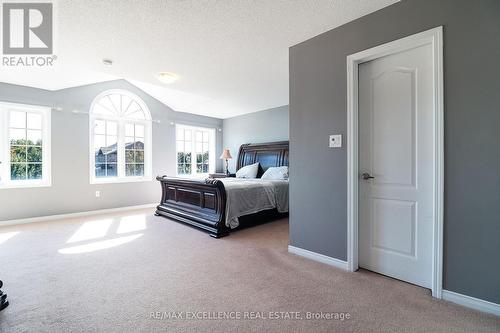 1218 Leslie Drive, Innisfil, ON - Indoor Photo Showing Bedroom