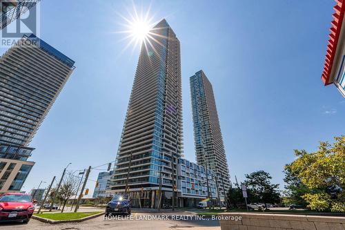 1712 - 950 Portage Parkway, Vaughan, ON - Outdoor With Facade