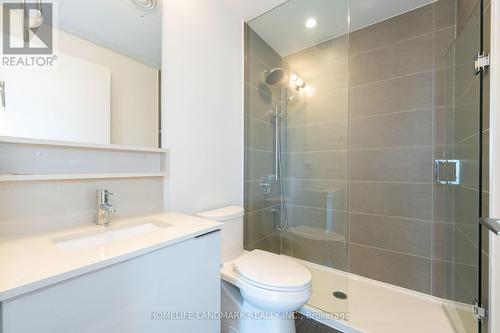 1712 - 950 Portage Parkway, Vaughan, ON - Indoor Photo Showing Bathroom