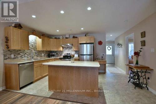 138 Meadow Lane, Wasaga Beach, ON - Indoor Photo Showing Kitchen With Stainless Steel Kitchen With Double Sink