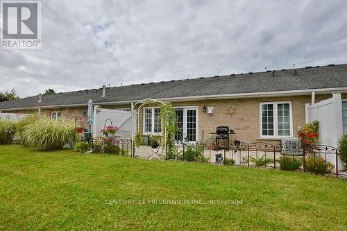 138 Meadow Lane, Wasaga Beach, ON - Outdoor With Deck Patio Veranda