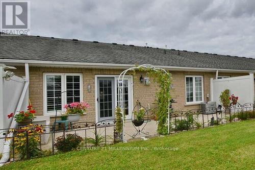 138 Meadow Lane, Wasaga Beach, ON - Outdoor With Deck Patio Veranda