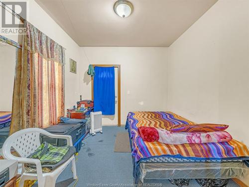 594 Janette Avenue, Windsor, ON - Indoor Photo Showing Bedroom